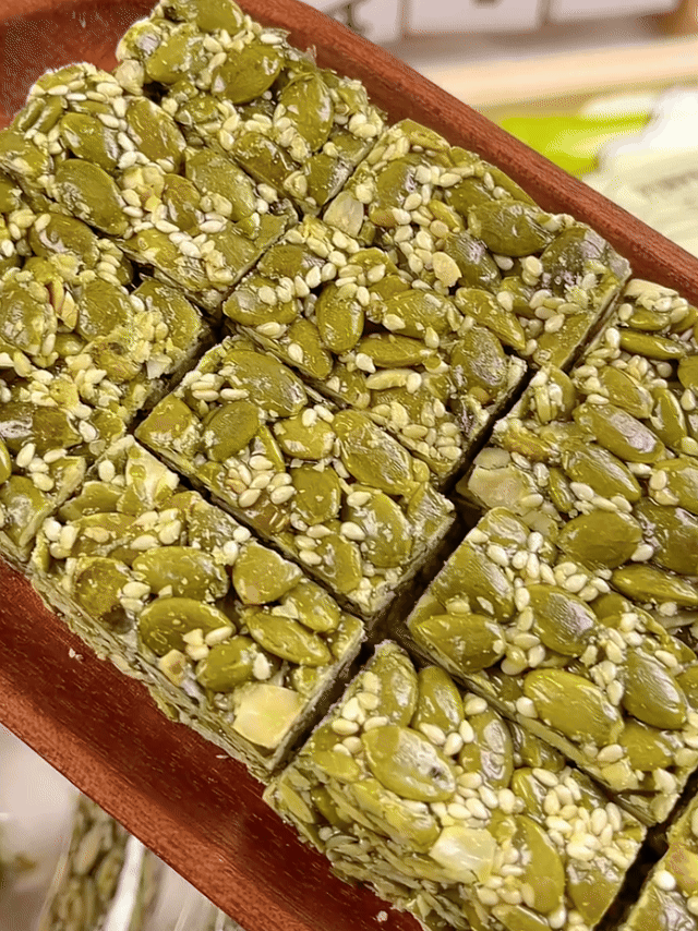 Crunchy Oregon Roasted Pumpkin Seed Bites-Sherry